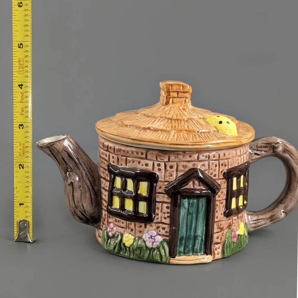 Vintage Ceramic Cottage Teapot Thatched Roof Ladybug Whimsical Tea Pot 4.5